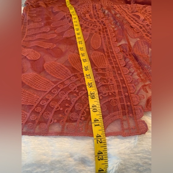 David and Young Rust Color Boho Kimono Lace Duster - Swimsuit Coverup (flaw) - Picture 5 of 6